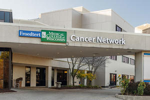 癌症护理中心弗洛德特·梅诺莫尼瀑布医院